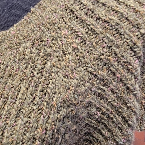 Charter Club Green  Babydoll Cardigan 78% Acrylic, 18% poly, 4% wool Y2K - Picture 6 of 10